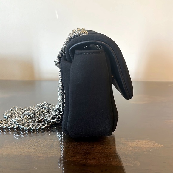 Henri Bendel New York 712 Black Crossbody Purse